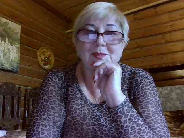 KarinkaSweet webcam