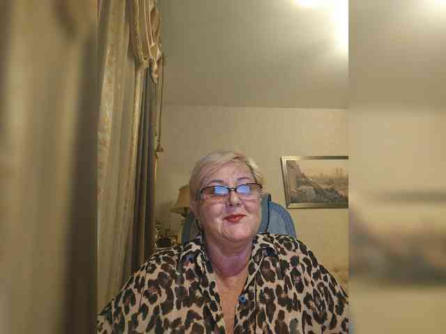 KarinkaSweet webcam