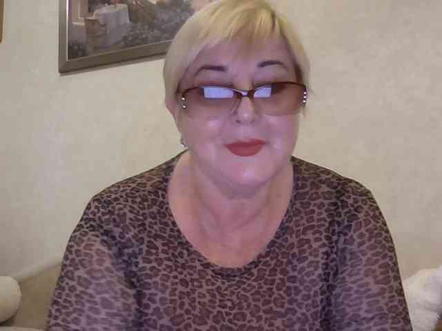 KarinkaSweet webcam
