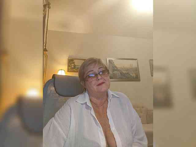 KarinkaSweet Live Webcam on BongaCams