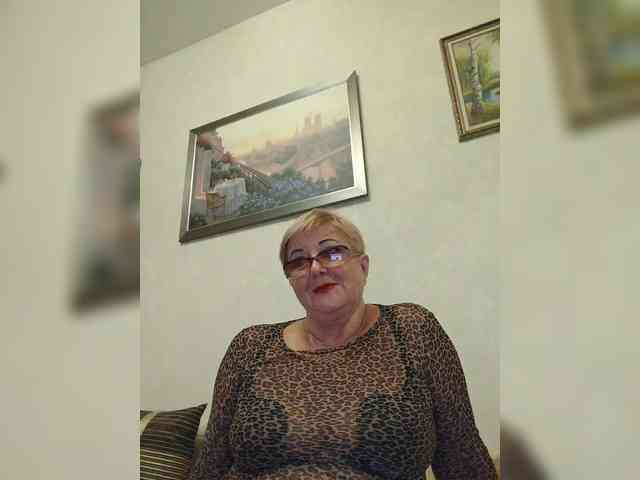 KarinkaSweet webcam