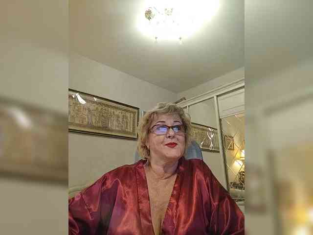 KarinkaSweet webcam