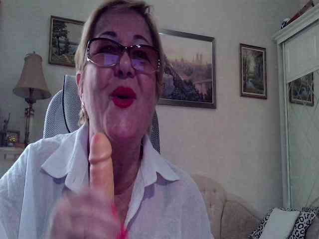 KarinkaSweet webcam