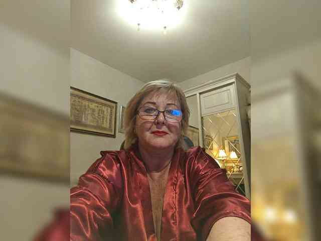 KarinkaSweet webcam