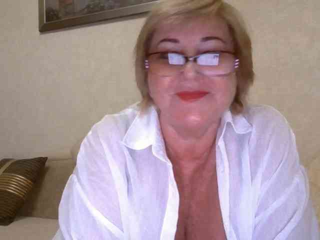 KarinkaSweet webcam