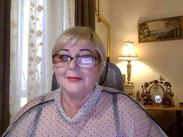 KarinkaSweet webcam