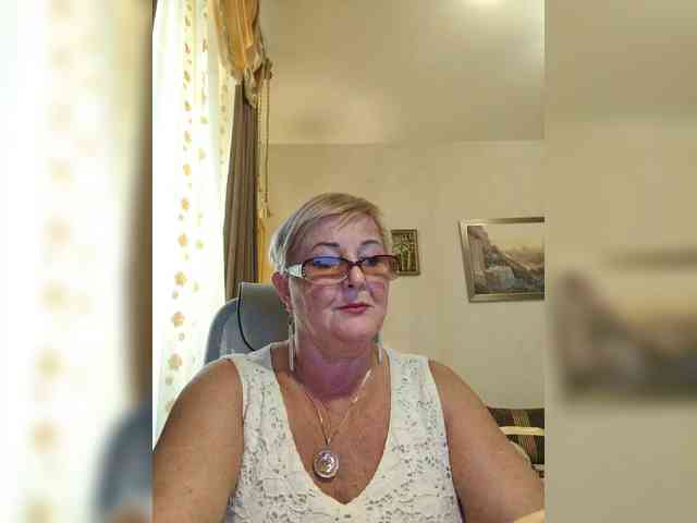 KarinkaSweet Live Webcam on BongaCams