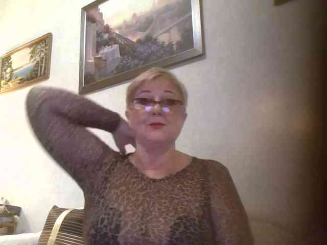 KarinkaSweet webcam