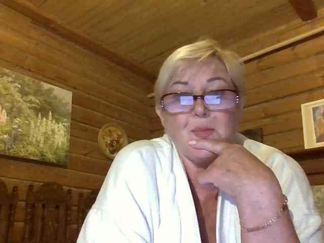 KarinkaSweet webcam