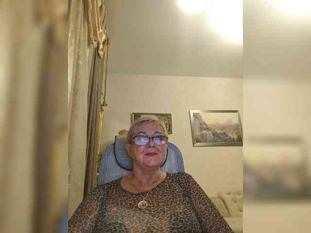 KarinkaSweet webcam
