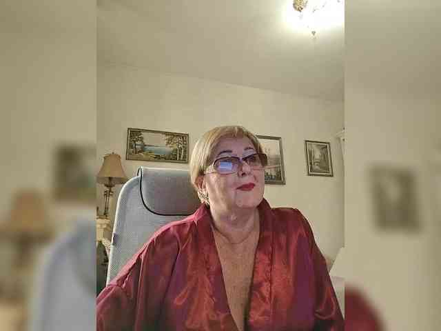 KarinkaSweet webcam
