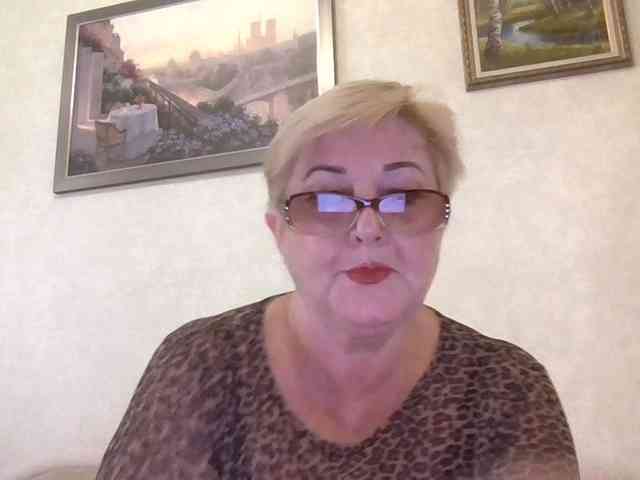 KarinkaSweet webcam