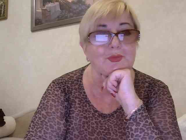 KarinkaSweet webcam