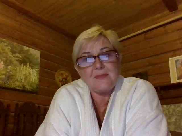 KarinkaSweet webcam