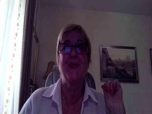 KarinkaSweet webcam