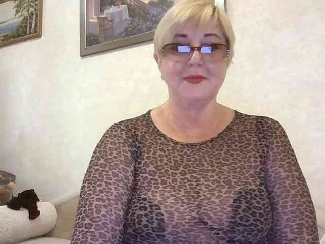 KarinkaSweet webcam