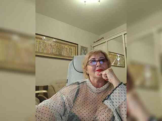 KarinkaSweet Live Webcam on BongaCams