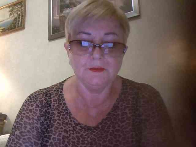 KarinkaSweet webcam
