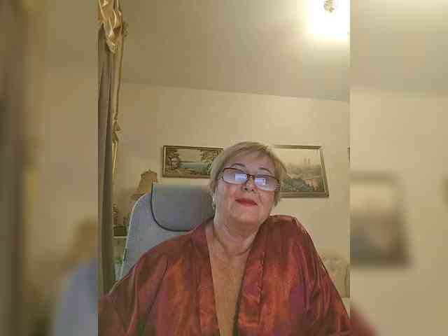 KarinkaSweet webcam