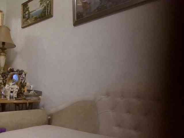 KarinkaSweet webcam