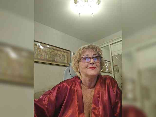 KarinkaSweet webcam