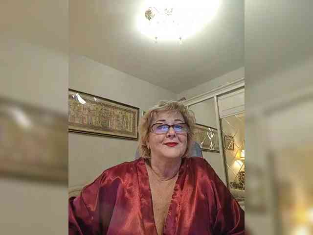 KarinkaSweet webcam