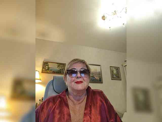 KarinkaSweet webcam