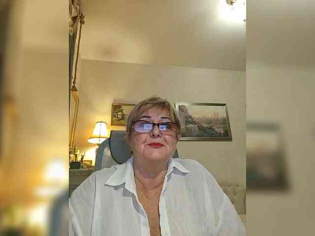 KarinkaSweet webcam