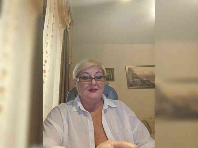 KarinkaSweet webcam