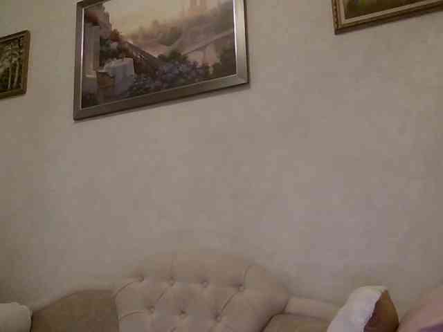 KarinkaSweet webcam