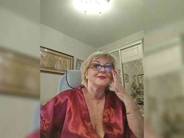 KarinkaSweet webcam