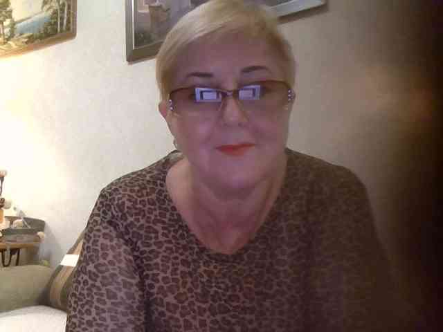 KarinkaSweet webcam