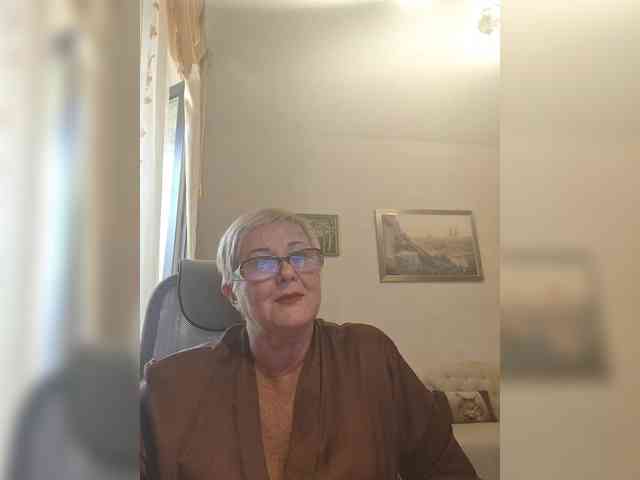 KarinkaSweet webcam