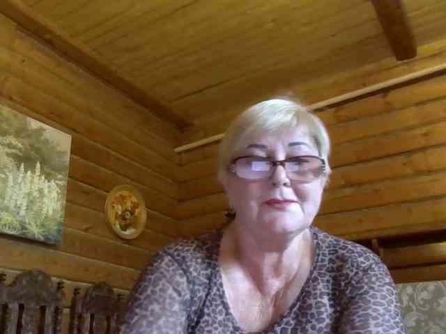 KarinkaSweet webcam