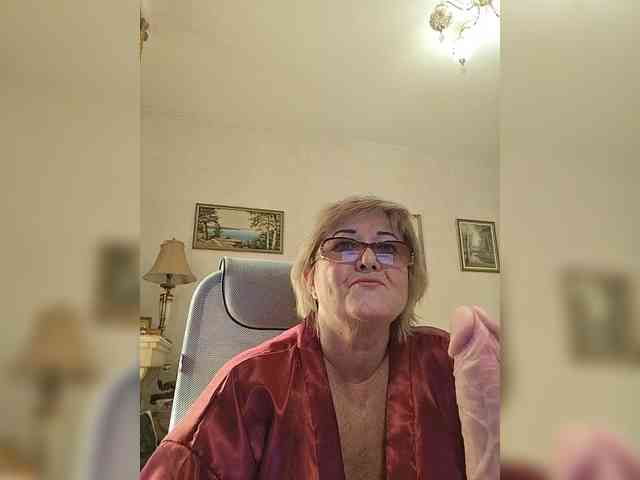 KarinkaSweet webcam