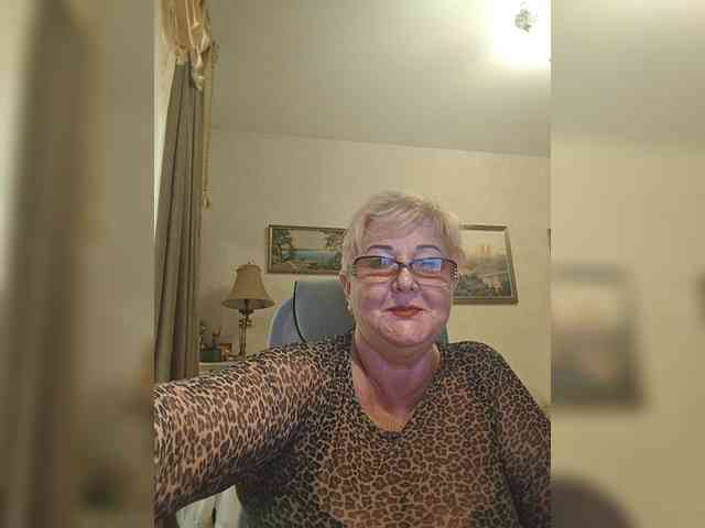 KarinkaSweet webcam