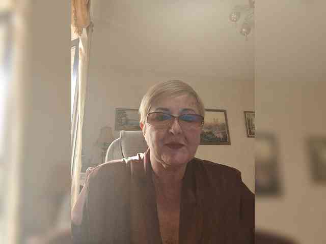 KarinkaSweet webcam