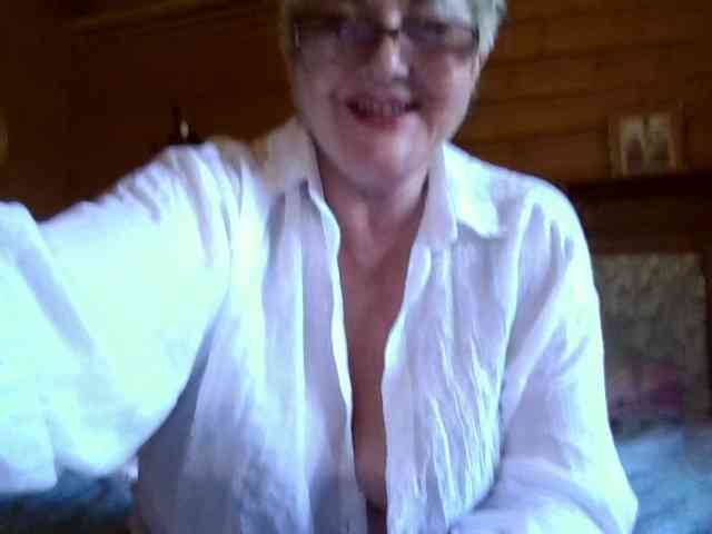KarinkaSweet webcam