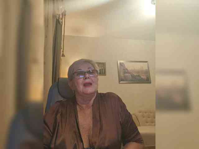 KarinkaSweet webcam