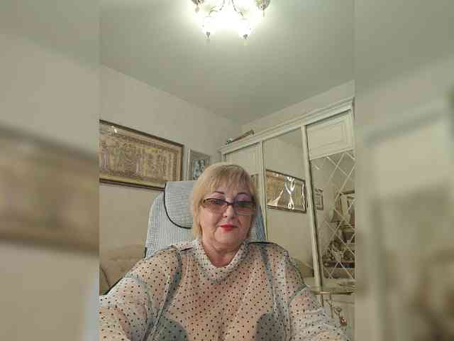 chat xxx KarinkaSweet