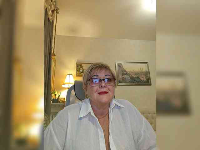 KarinkaSweet webcam