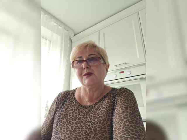 KarinkaSweet webcam