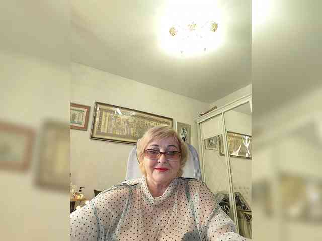 chat xxx KarinkaSweet