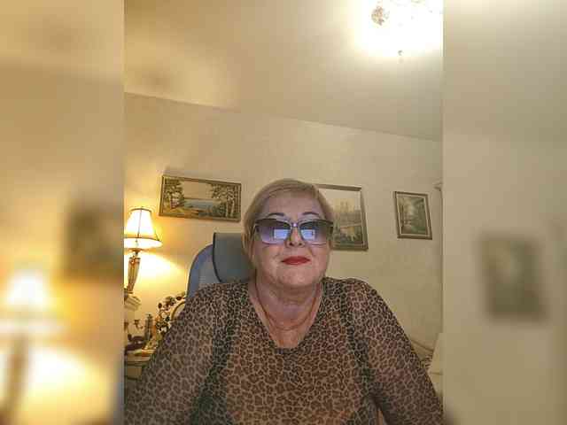 KarinkaSweet webcam