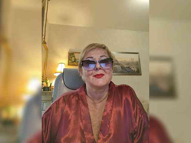KarinkaSweet webcam
