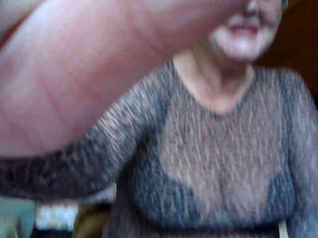 KarinkaSweet webcam