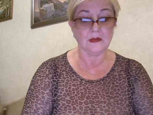 KarinkaSweet webcam