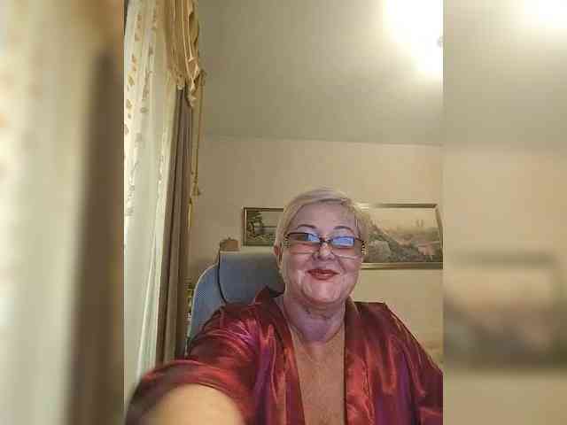 KarinkaSweet webcam