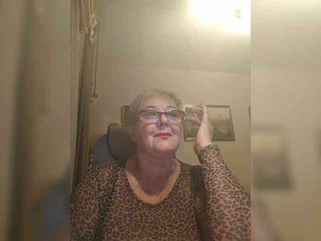 KarinkaSweet webcam