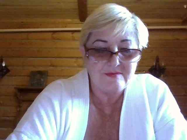 KarinkaSweet webcam